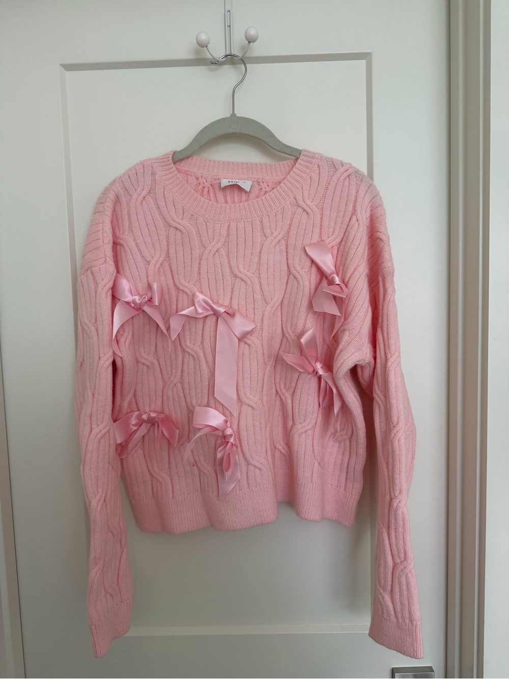 Storia Pink Cable-Knit Sweater with Satin Bows